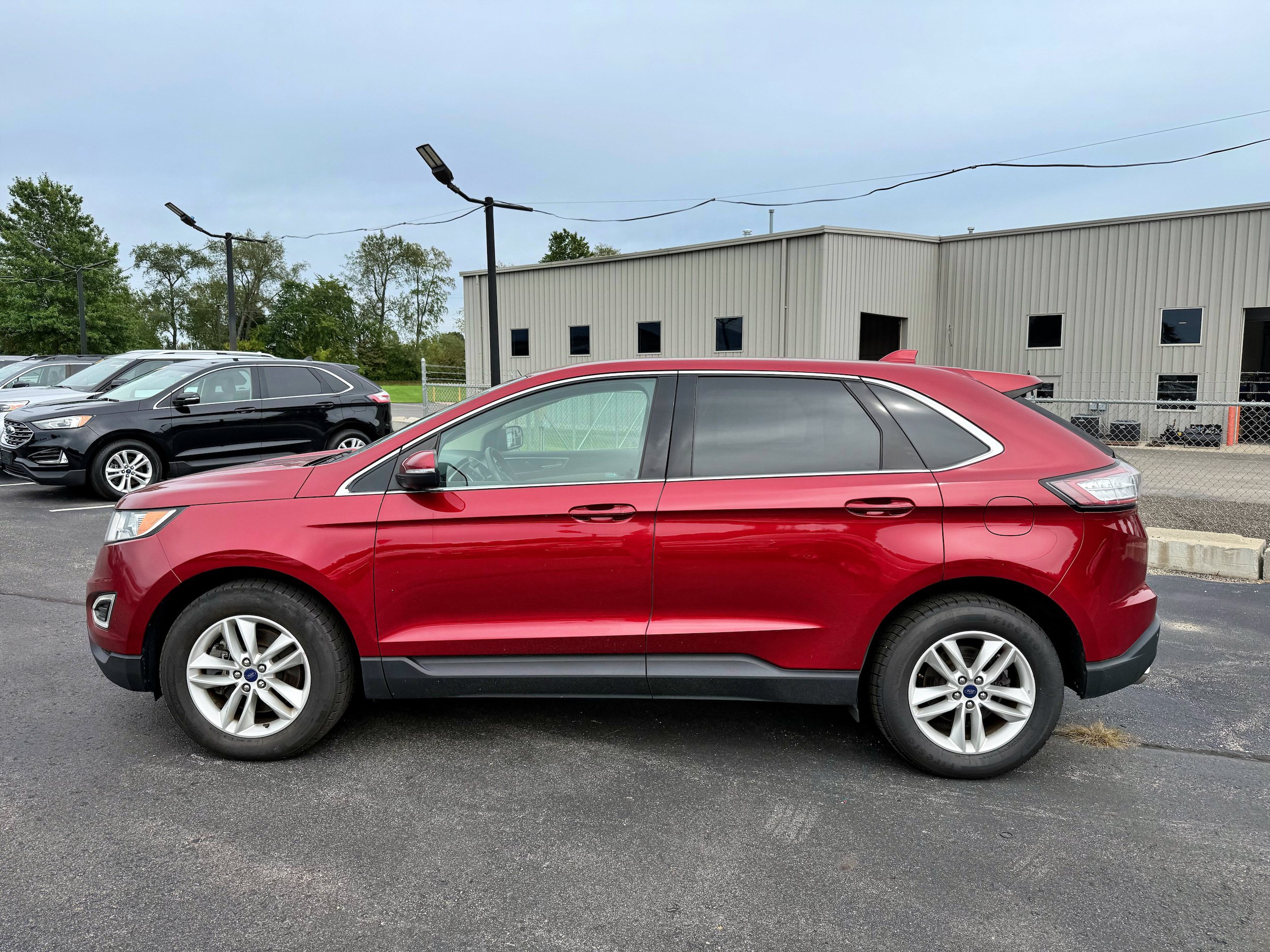 Used 2016 Ford Edge SEL w/ Equipment Group 201A AWD/4WD image 6