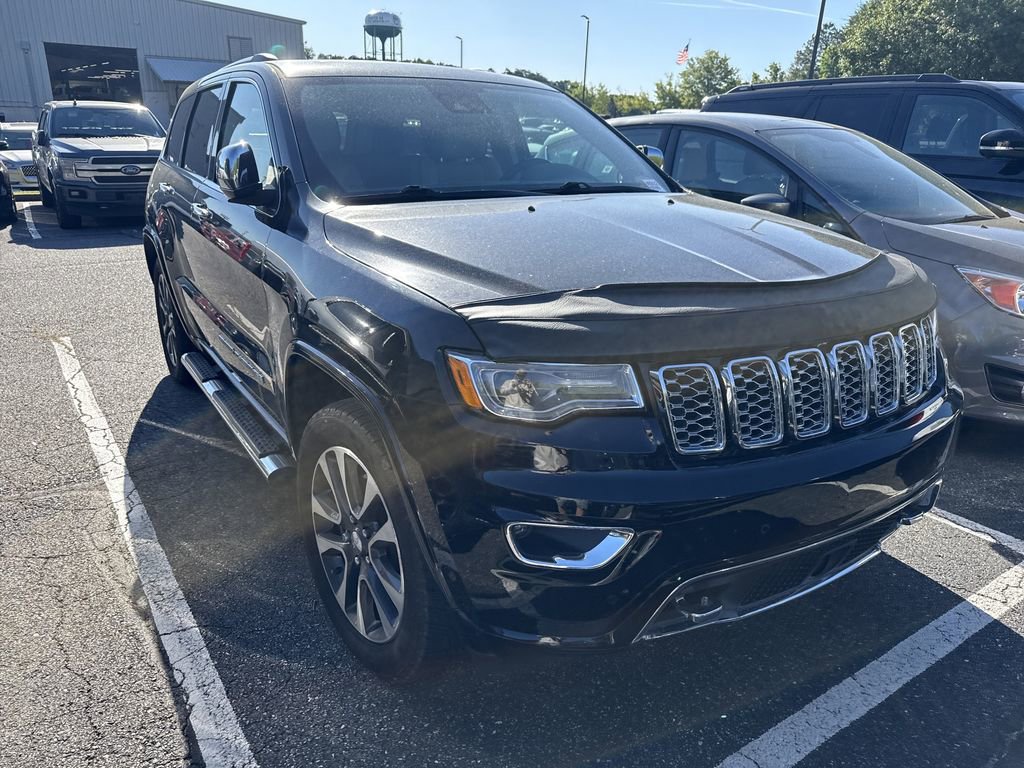 Used 2017 Jeep Grand Cherokee Overland w/ Jeep Active Safety Group AWD/4WD image 2