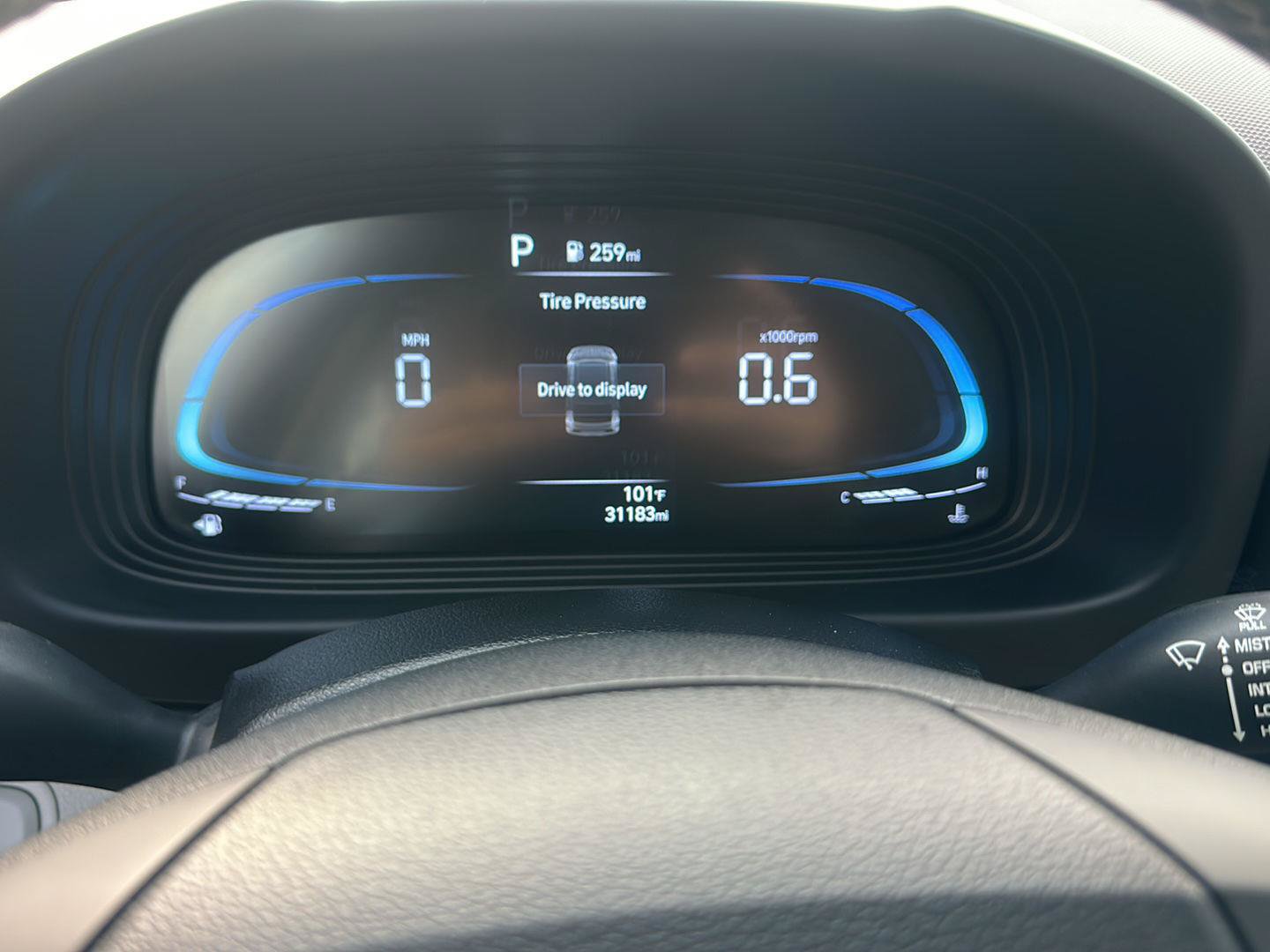 Used 2025 Hyundai Venue SEL FWD image 19