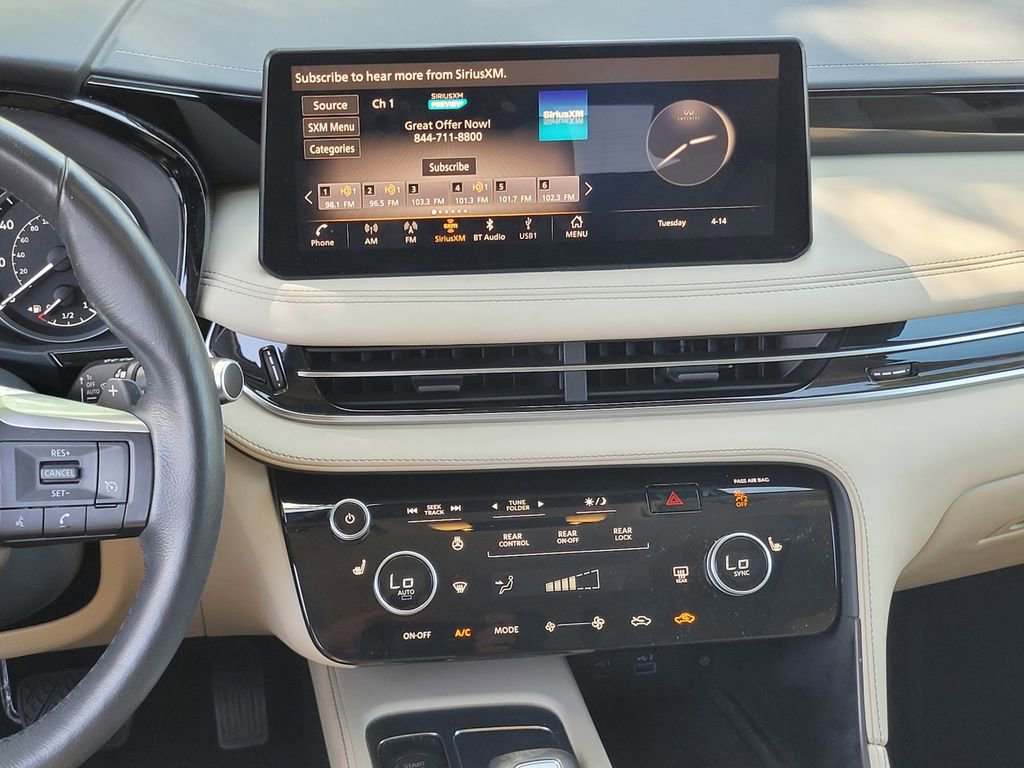 Used 2023 INFINITI QX60 Pure AWD/4WD image 14