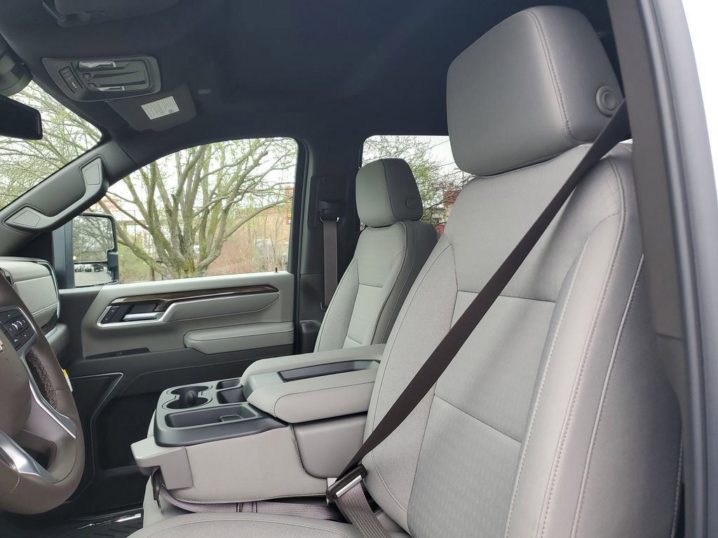 New 2026 Chevrolet Silverado 2500 LT w/ All Star Edition AWD/4WD image 14