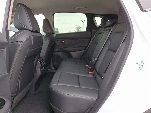 Certified 2025 Nissan Murano SV image 9