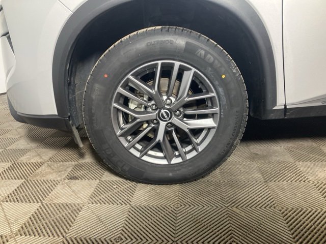 Used 2024 Nissan Rogue S image 23