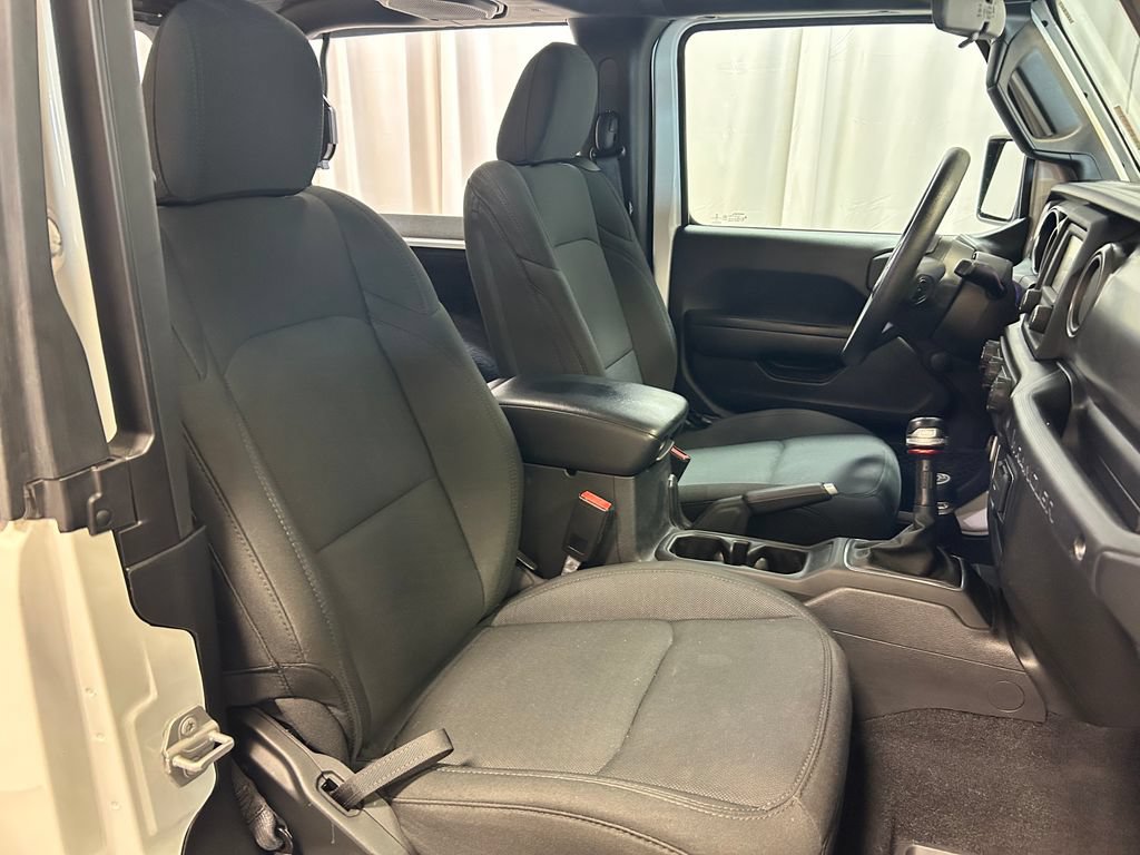 Used 2021 Jeep Wrangler Sport AWD/4WD image 18