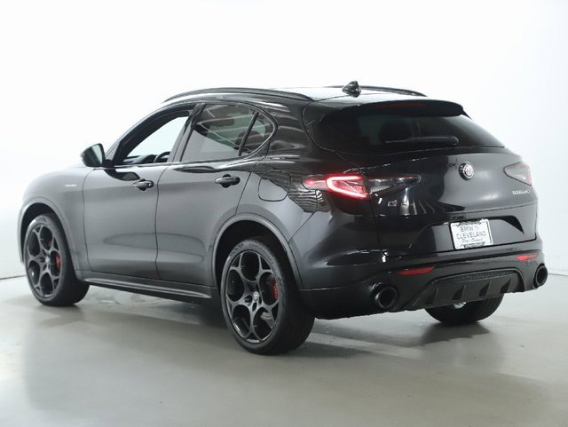 Used 2024 Alfa Romeo Stelvio Veloce image 42