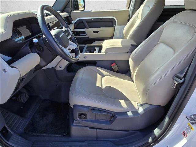 Used 2024 Land Rover Defender 90 S image 15