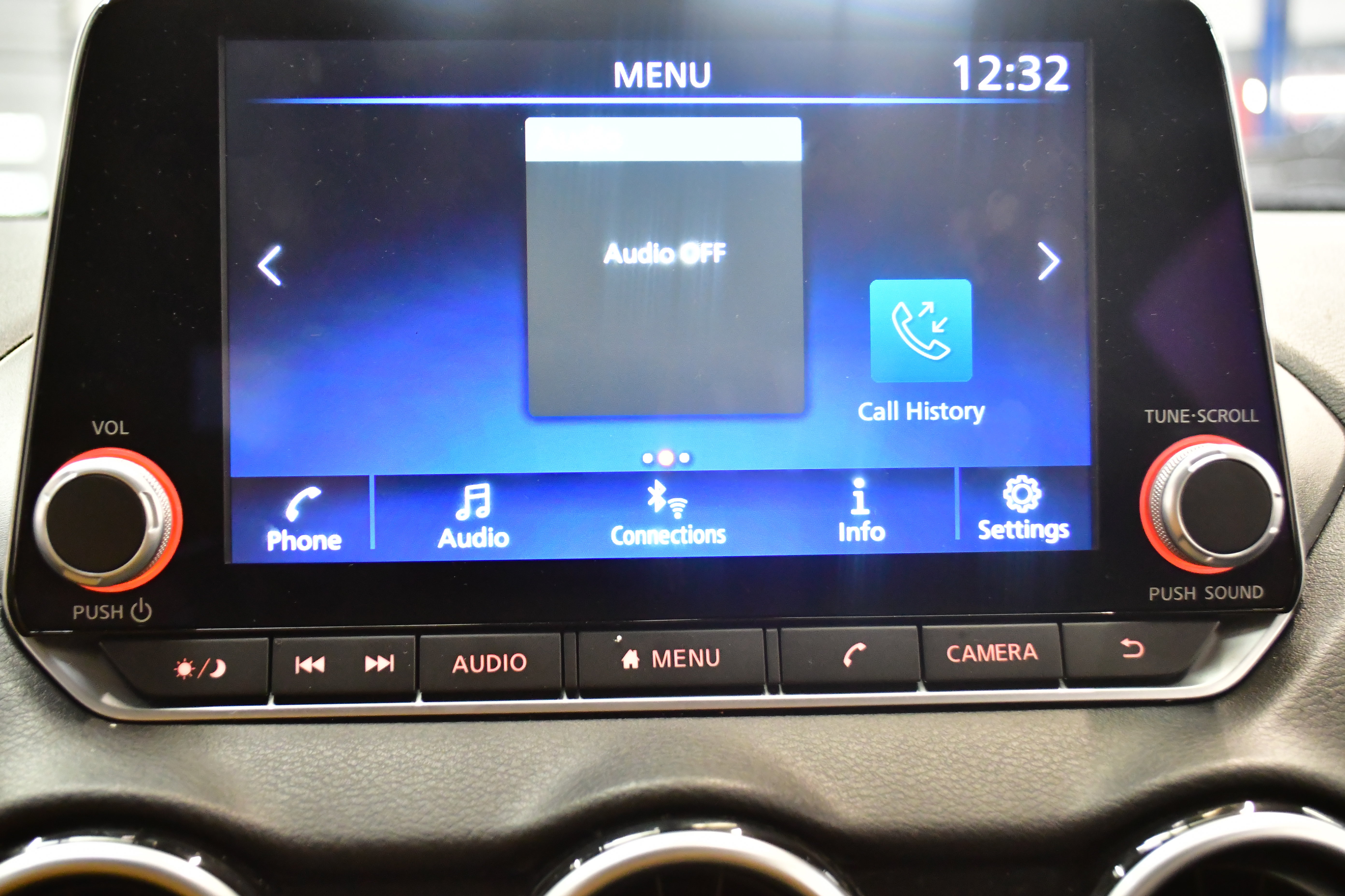 Used 2024 Nissan Sentra SV FWD image 23