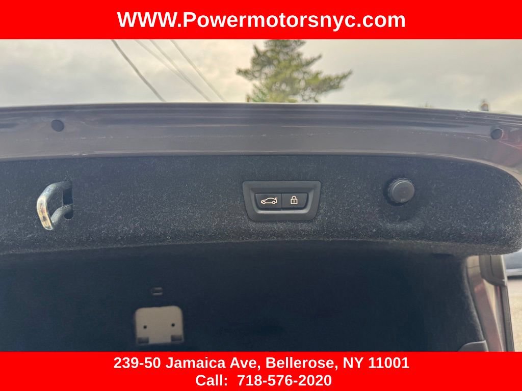 Used 2021 BMW 530i xDrive w/ Executive Package AWD/4WD image 17