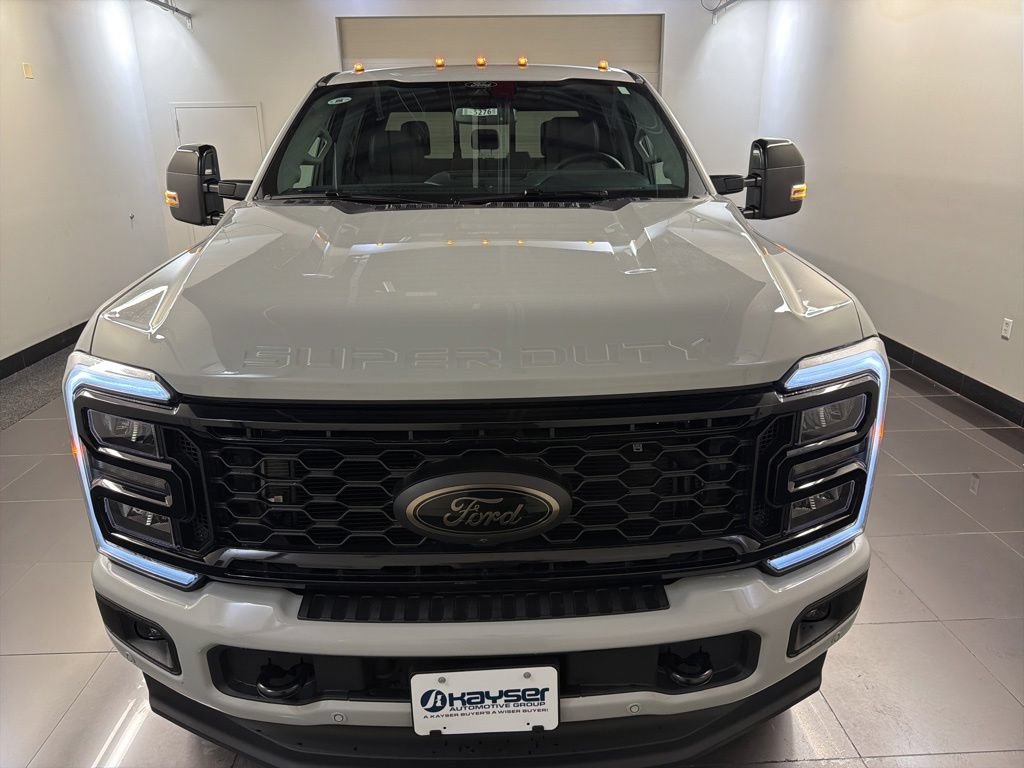 New 2026 Ford F250 Lariat w/ Black Appearance Package AWD/4WD image 2