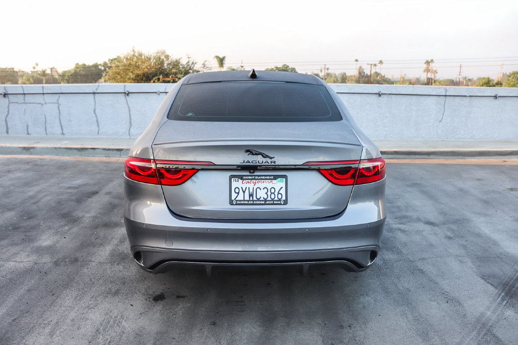 Used 2024 Jaguar XF R-Dynamic SE AWD/4WD image 8