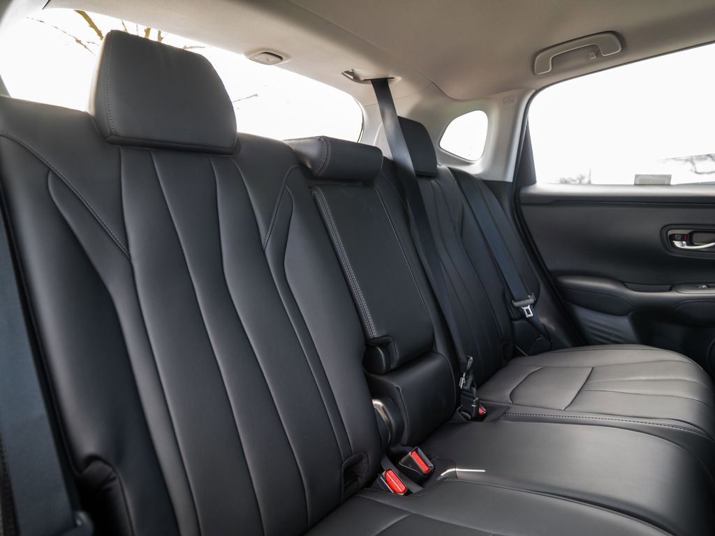 Certified 2025 Acura ADX AWD image 38