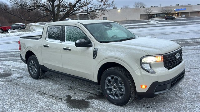 New 2025 Ford Maverick XLT w/ Equipment Group 301A image 26