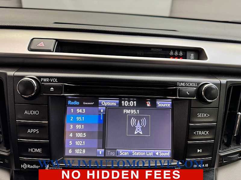 Used 2018 Toyota RAV4 XLE image 23