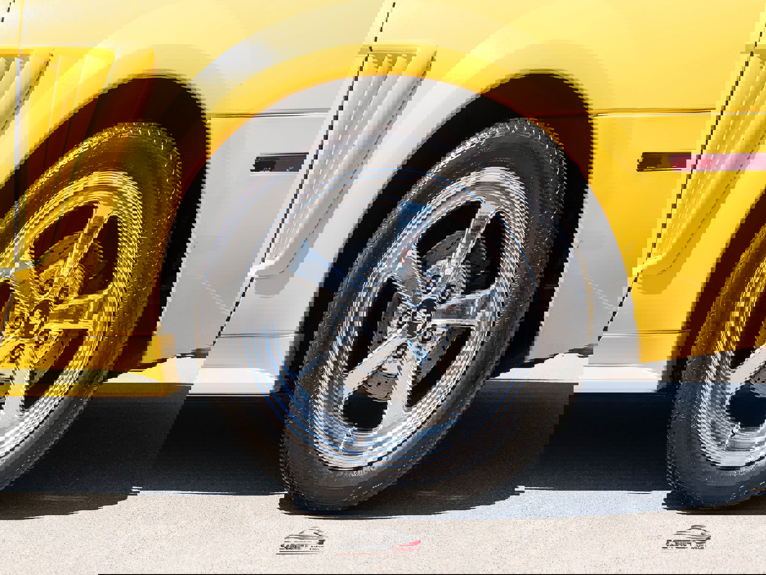 Used 2004 Ford Mustang Mach 1 image 12