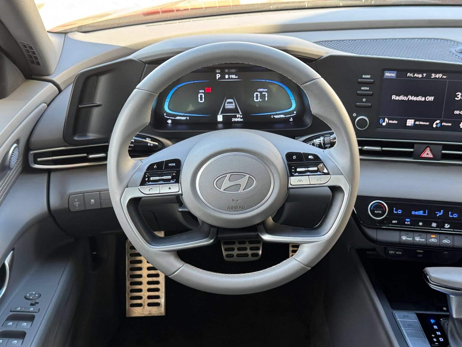 Used 2026 Hyundai Elantra Sport FWD image 27