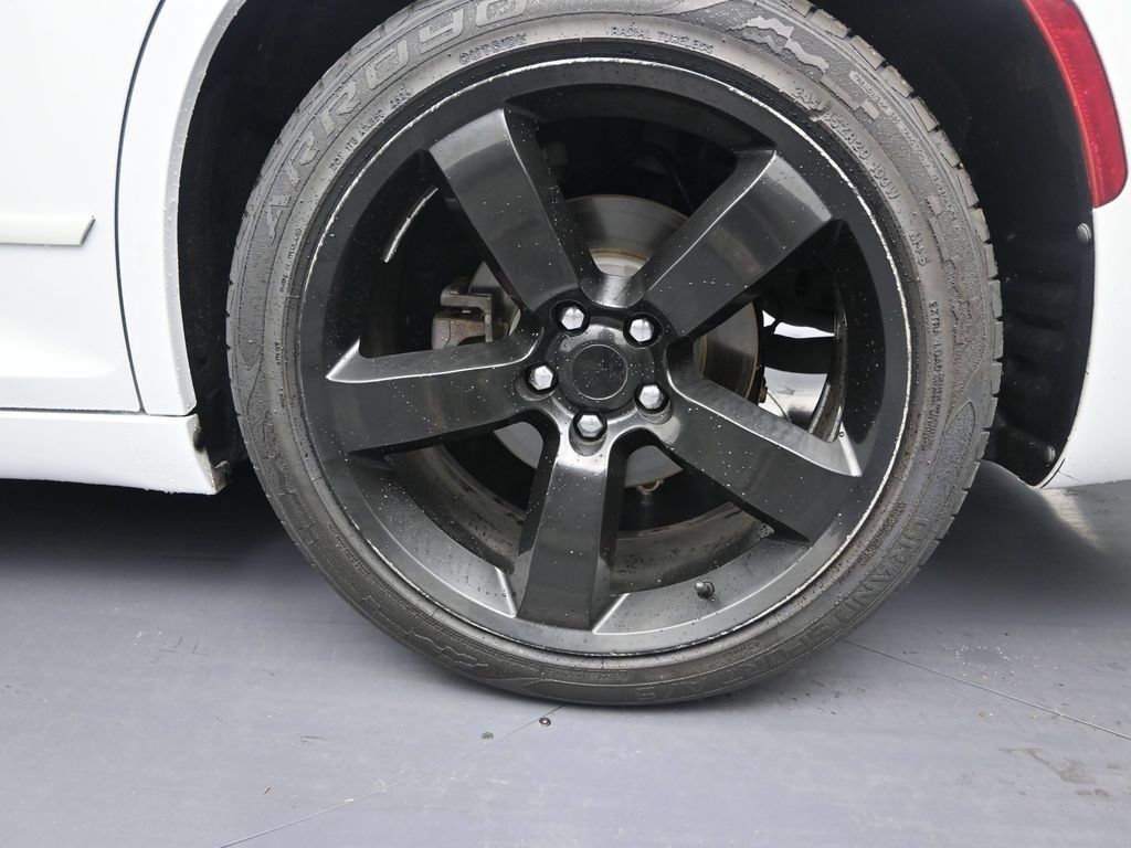 Used 2020 Chrysler 300 S RWD image 9