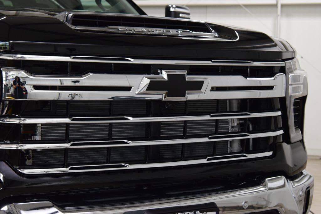 New 2026 Chevrolet Silverado 3500 LTZ w/ LTZ Plus Package AWD/4WD image 11