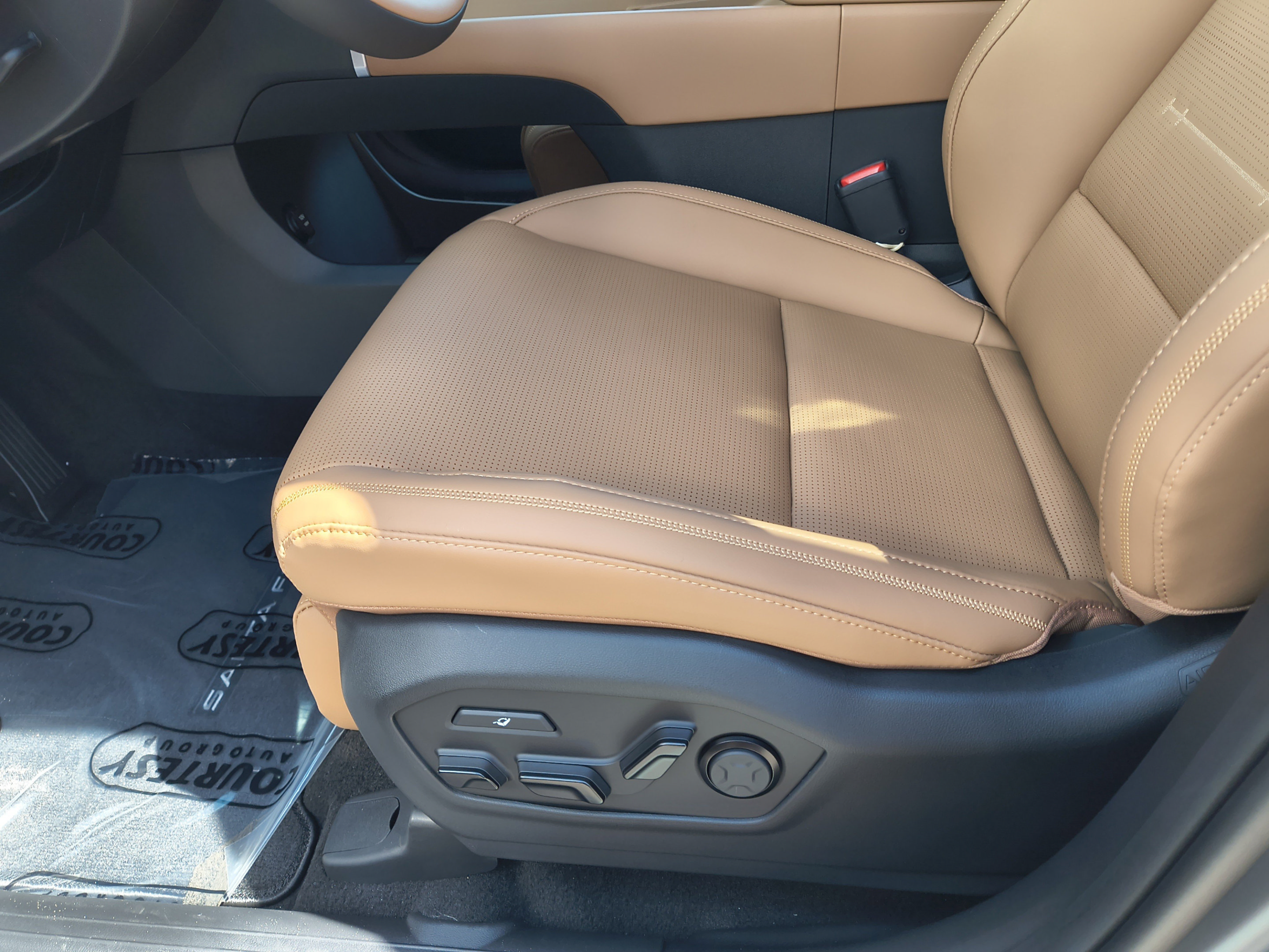 New 2027 Hyundai Santa Fe Calligraphy FWD image 20