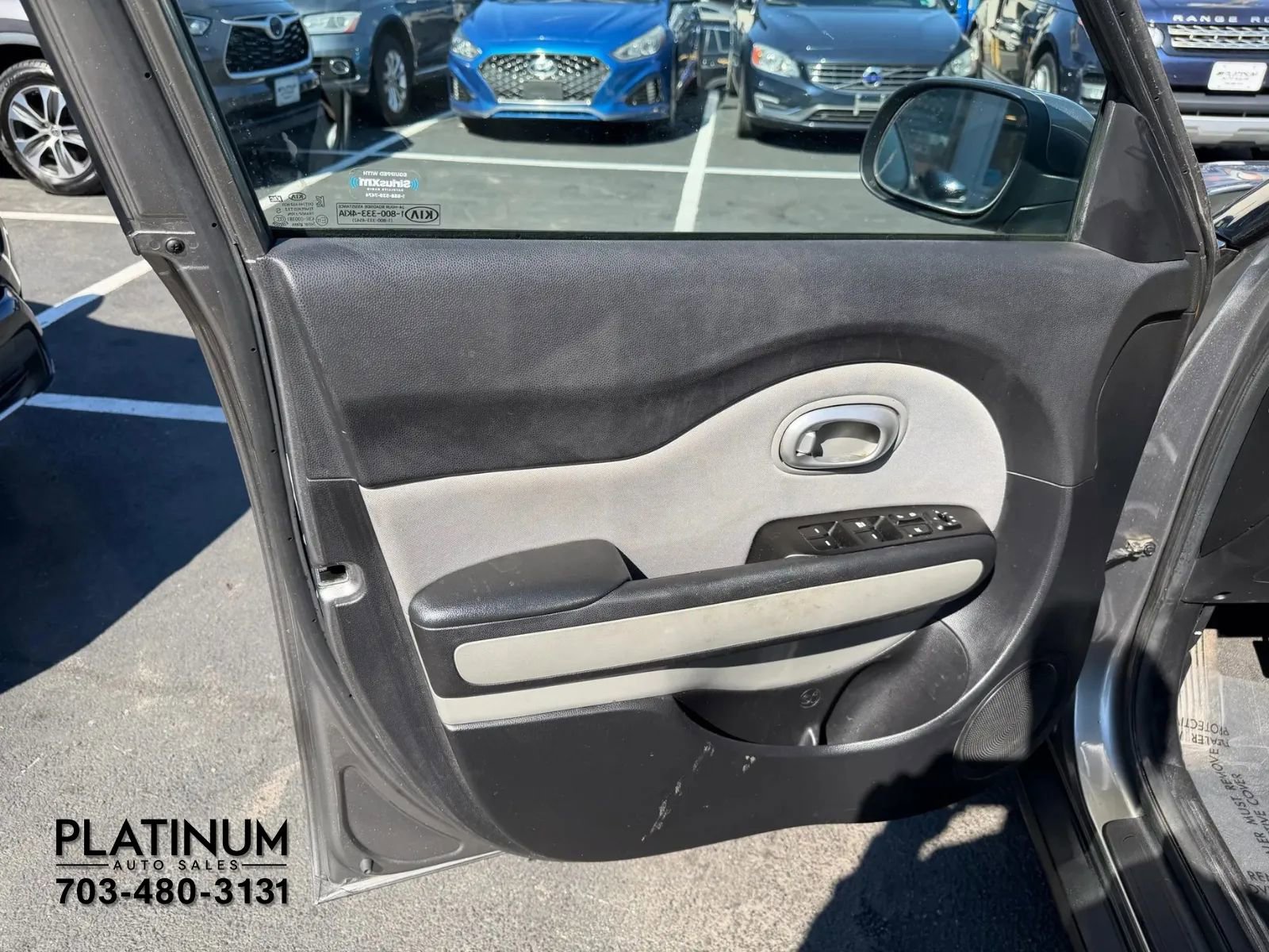 Used 2015 Kia Soul FWD image 15