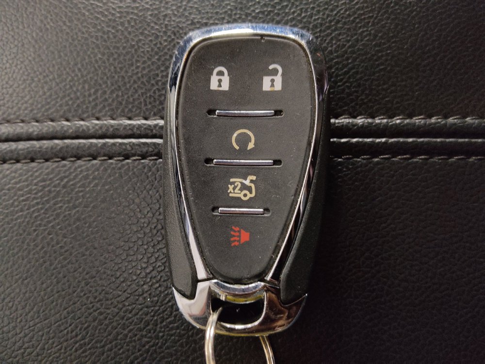Used 2025 Chevrolet Malibu LT FWD image 32