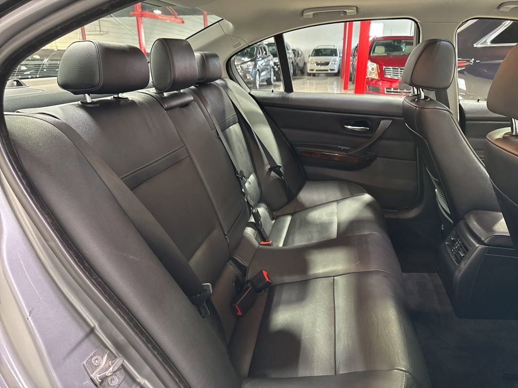 Used 2009 BMW 328i xDrive Sedan image 34