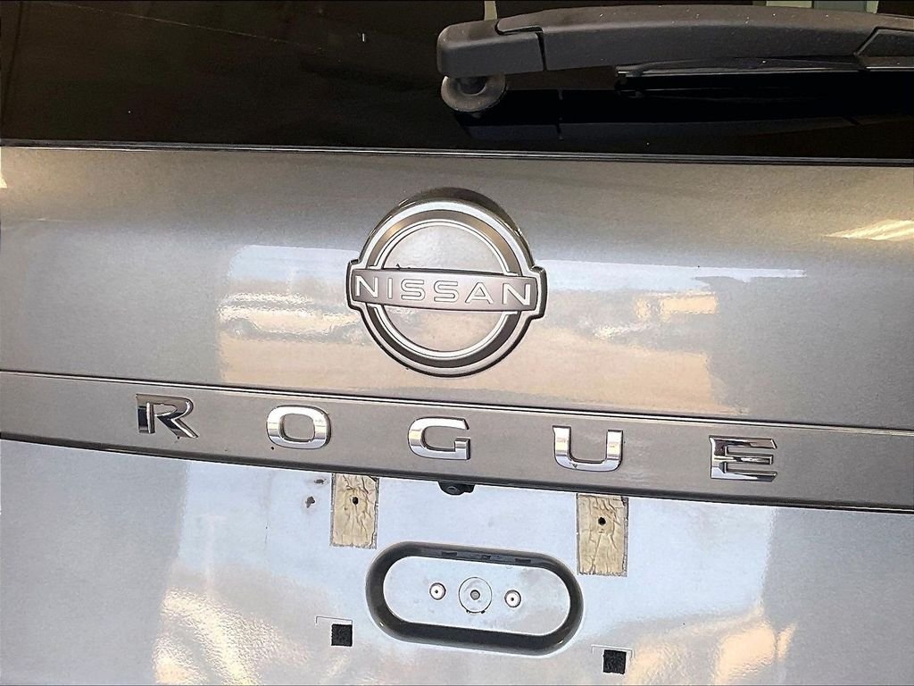 Used 2023 Nissan Rogue SV AWD/4WD image 28
