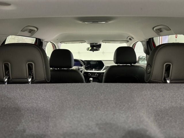 New 2026 Chevrolet Trax LT image 9