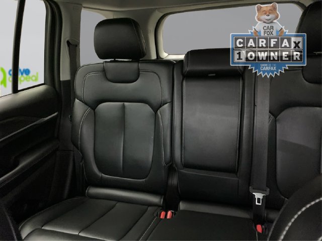 Used 2023 Jeep Grand Cherokee Limited AWD/4WD image 21