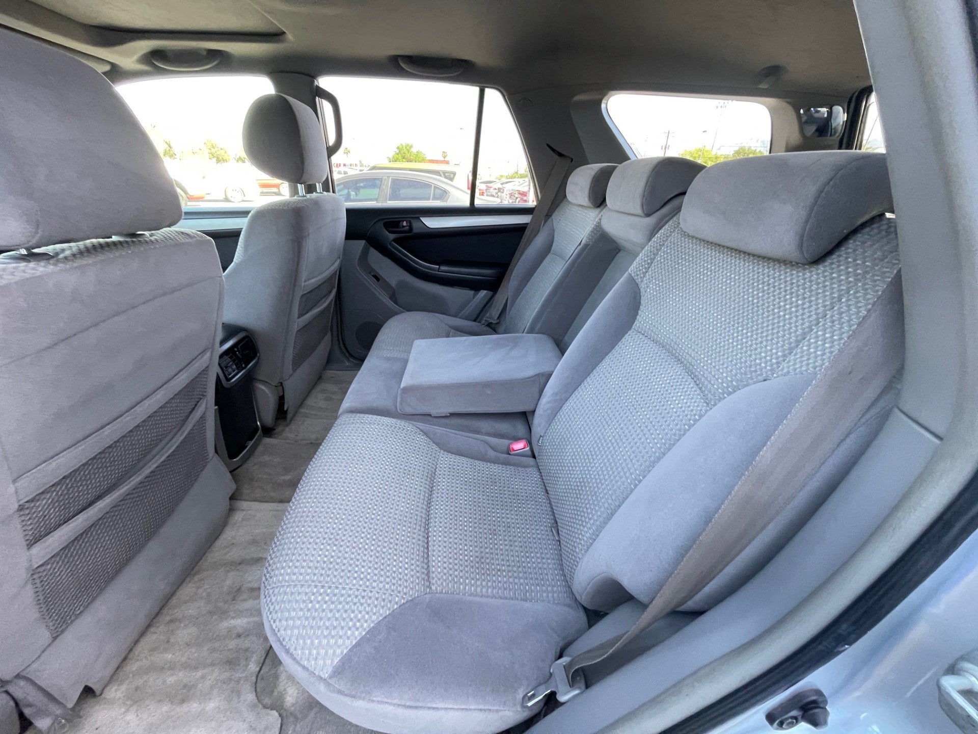 Used 2004 Toyota 4Runner SR5 AWD/4WD image 19