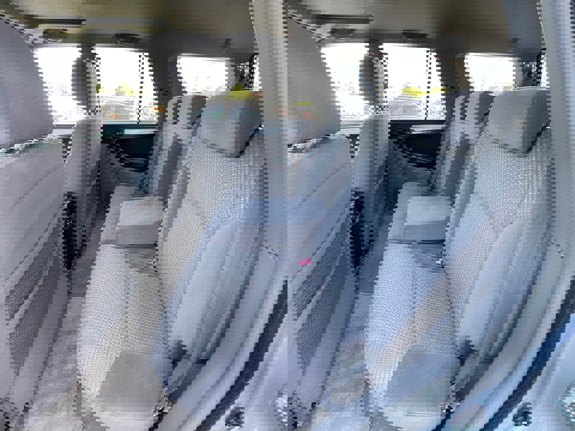 Used 2004 Toyota 4Runner SR5 AWD/4WD image 19