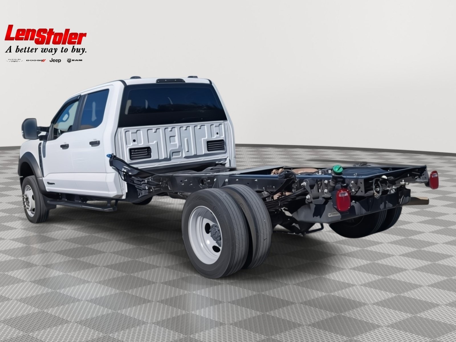 Used 2024 Ford F550 4x4 Crew Cab Super Duty image 3