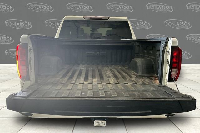 Used 2022 GMC Sierra 1500 Elevation w/ LPO, Elevation Black Package image 9