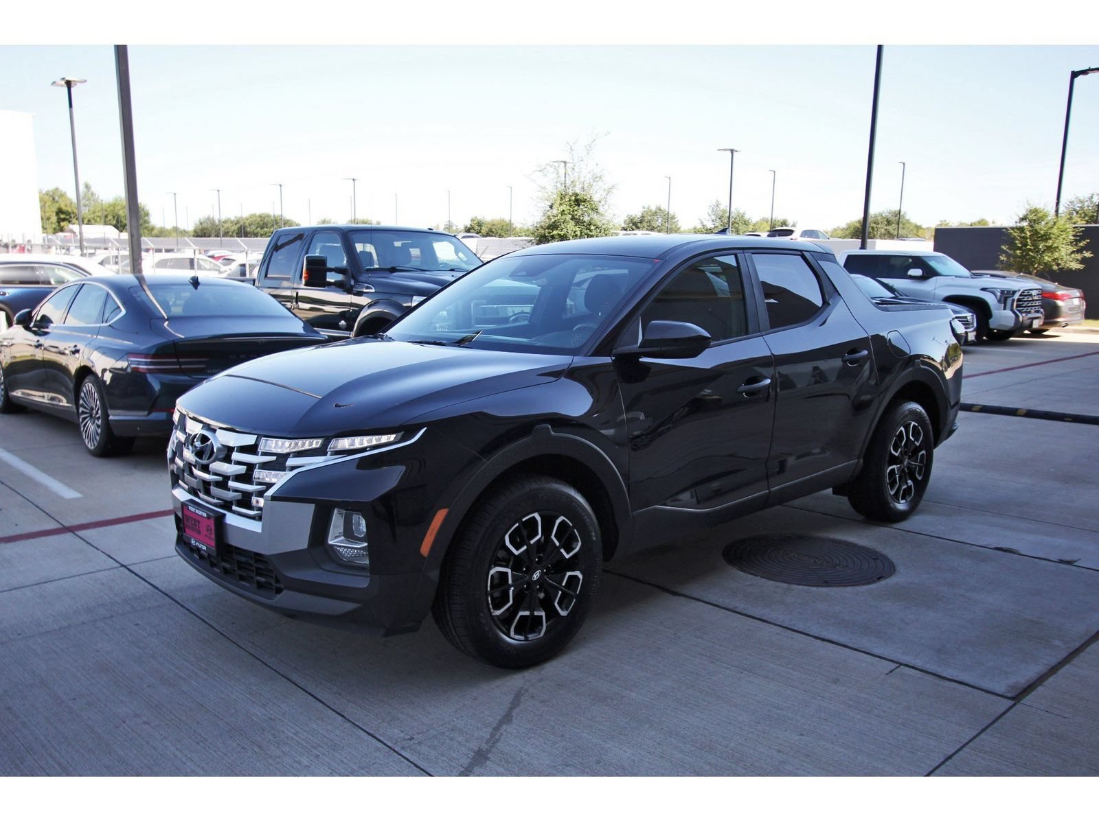 Certified 2022 Hyundai Santa Cruz SE FWD image 4