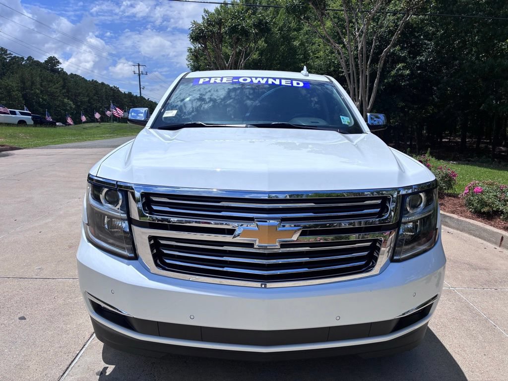Used 2020 Chevrolet Suburban Premier RWD image 2