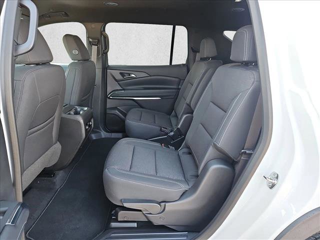 New 2026 Chevrolet Traverse LT image 16