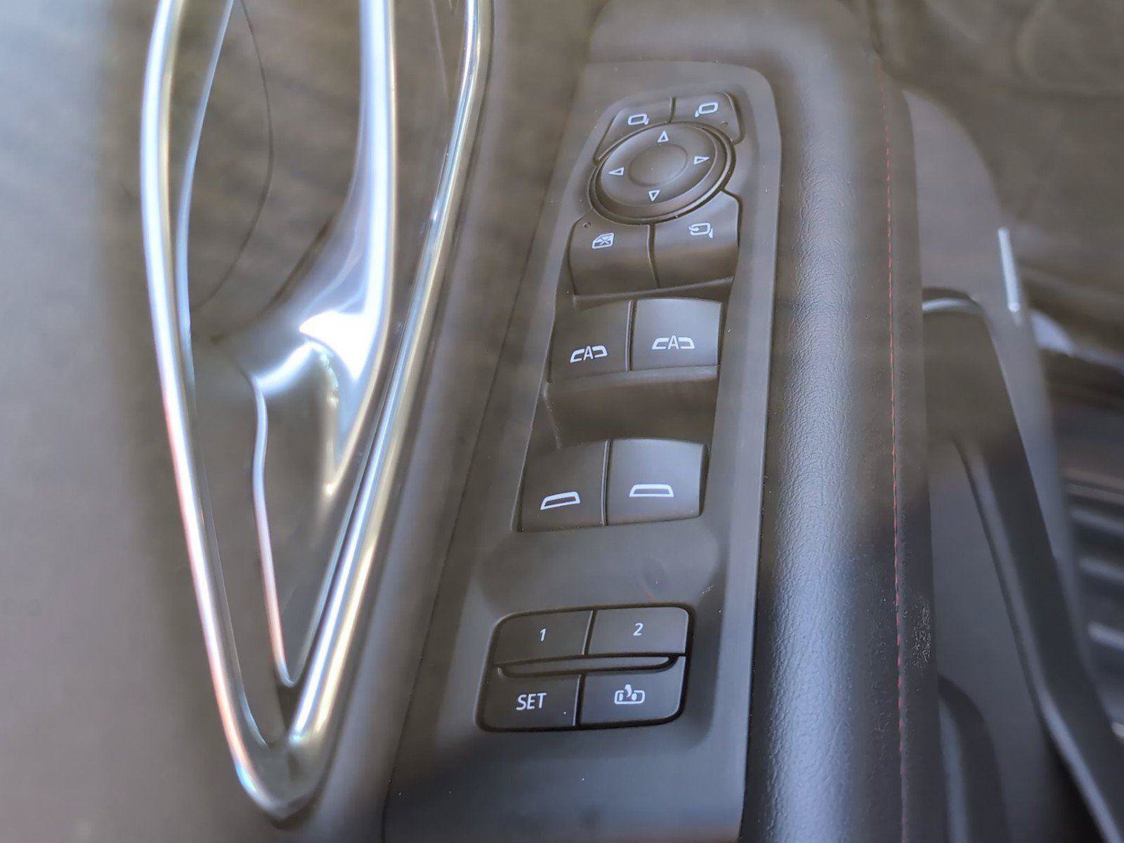 Used 2024 Chevrolet Tahoe RST w/ Luxury Package AWD/4WD image 19