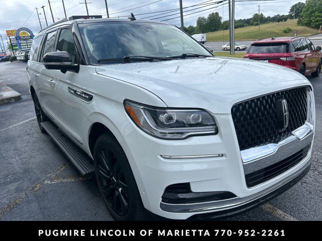 Used 2023 Lincoln Navigator L Black Label AWD/4WD image 8