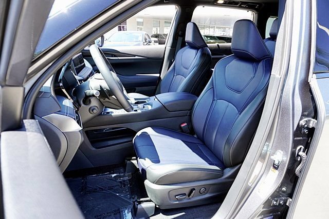 Used 2026 INFINITI QX60 Sport w/ Dark Cargo Package AWD/4WD image 22