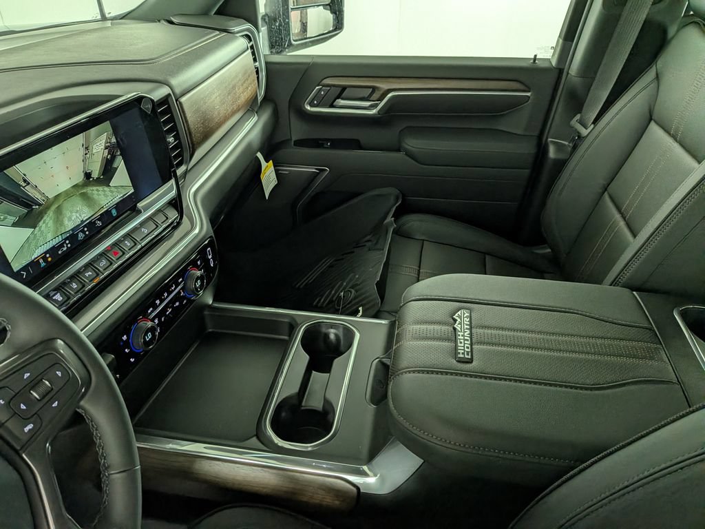 New 2026 Chevrolet Silverado 2500 High Country w/ High Country Premium Package AWD/4WD image 25