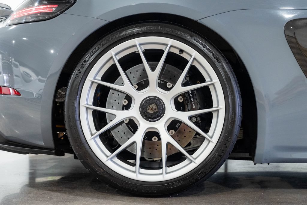 Used 2024 Porsche 718 Cayman GT4 RS RWD image 84