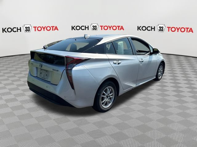 Used 2017 Toyota Prius Three FWD image 8