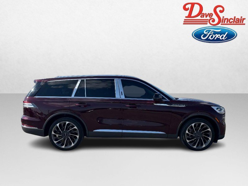 Used 2020 Lincoln Aviator Reserve w/ Equipment Group 202A image 5