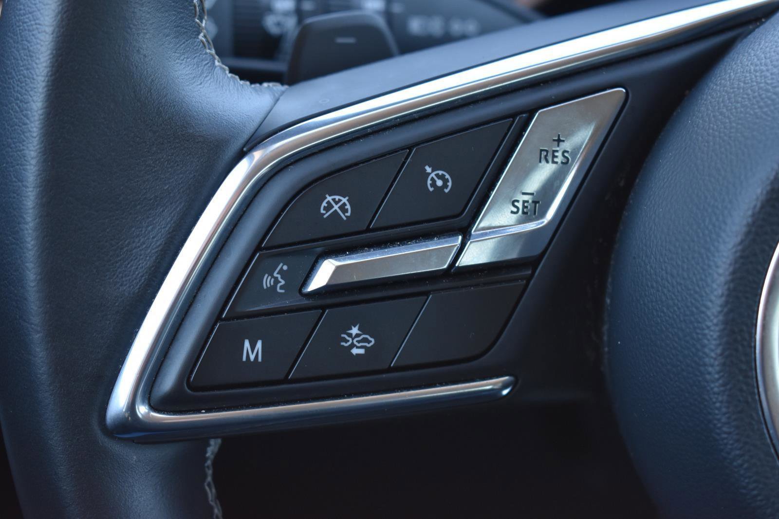 Used 2024 Buick Envision Sport Touring image 6