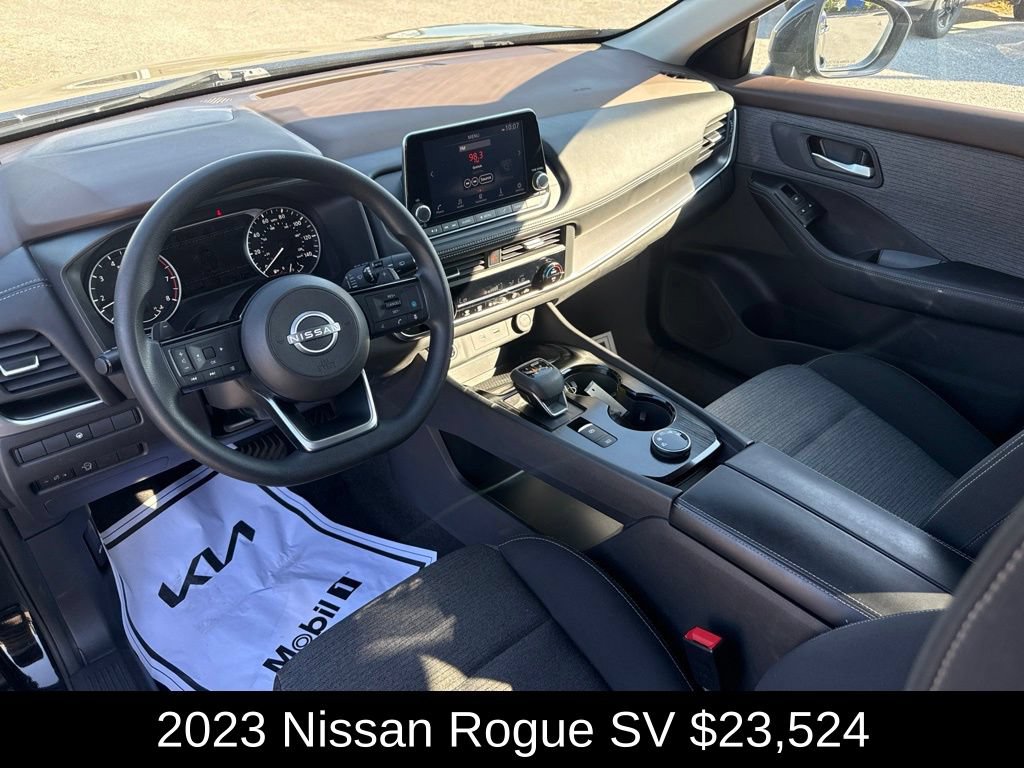 Used 2023 Nissan Rogue SV AWD/4WD image 10