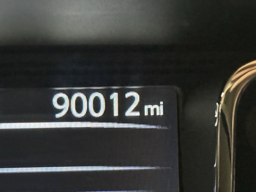 Used 2018 Nissan Titan SV w/ SV Convenience Package image 13