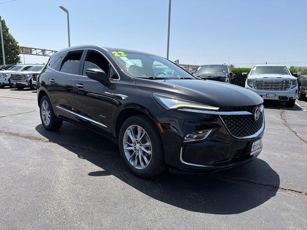 Used 2022 Buick Enclave Avenir w/ Avenir Technology Package AWD/4WD image 3