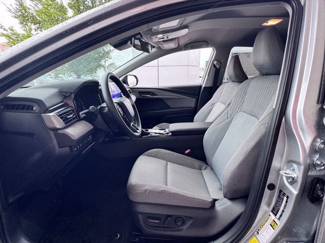 New 2026 Toyota Camry Hybrid FWD image 34
