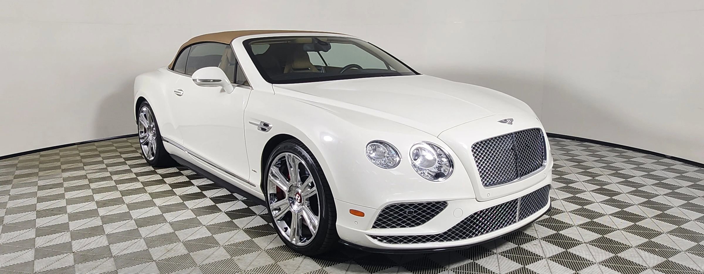Used 2016 Bentley Continental GT V8 S image 1