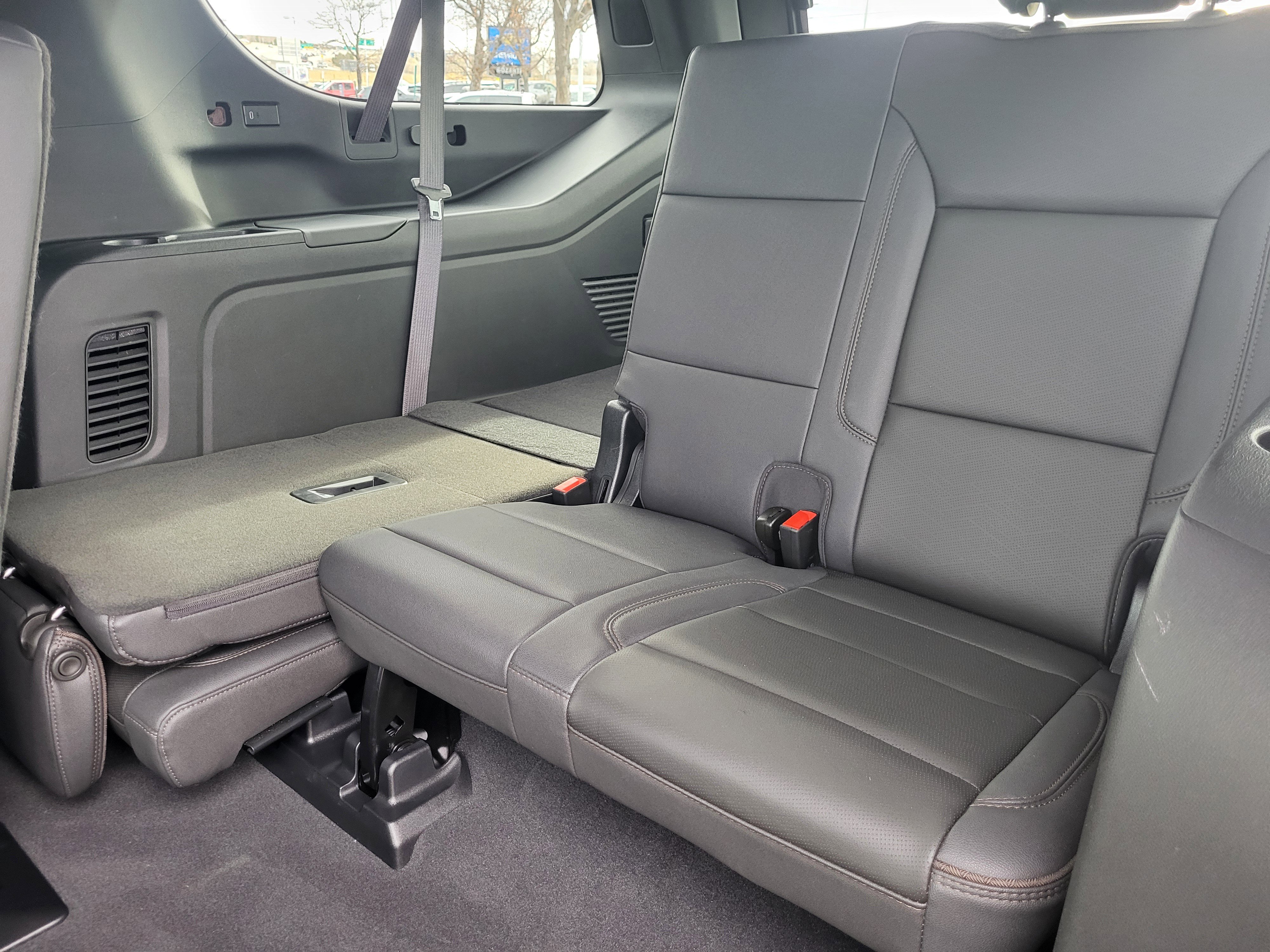 Certified 2023 Chevrolet Suburban High Country image 17