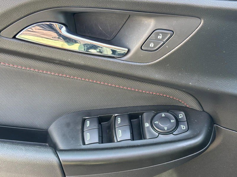 Used 2022 Chevrolet TrailBlazer RS w/ Sun and Liftgate Package FWD image 18